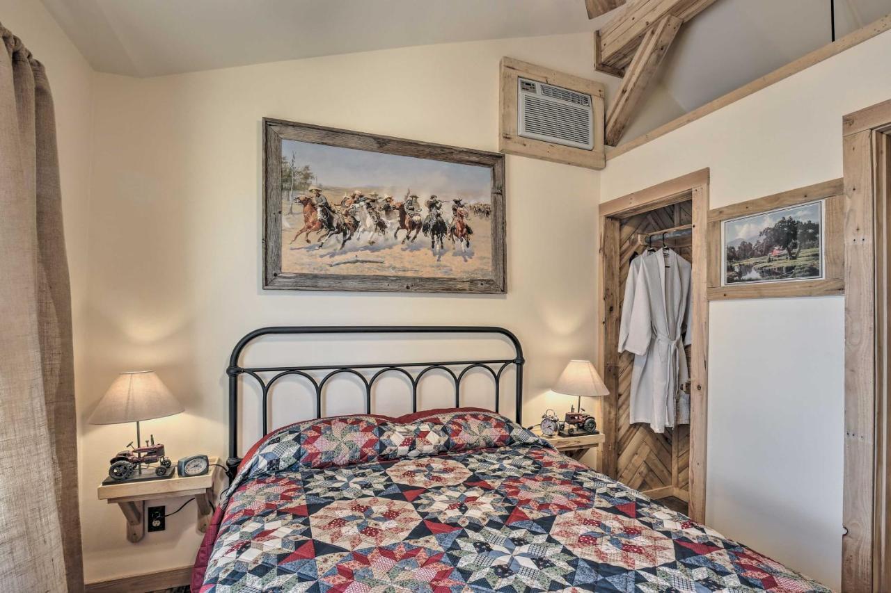 Kerrville Converted Barn Tiny Home With Kayaks! Εξωτερικό φωτογραφία